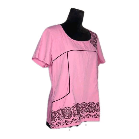 Vtg Y2k Baby Phat Pink Embroidered Scrub Top Short Sleeve V-Neck Cotton size L - Picture 2 of 8